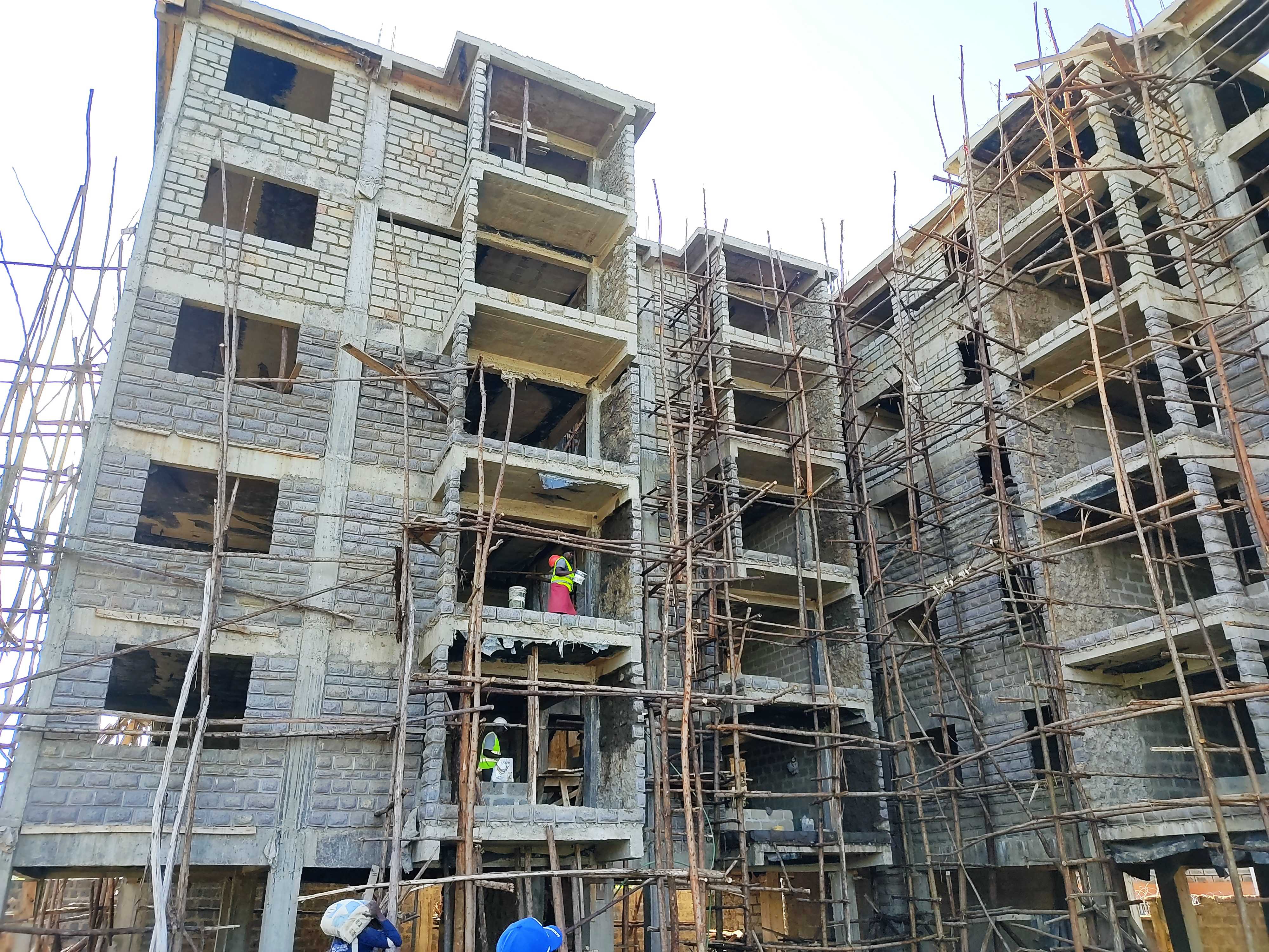 Modern Apartments Amalemba - Multi-family Housing